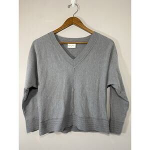 Allie Rose Sweater Womens Gray Soft‎ Stretch Long Sleeve V Neck Knit Top